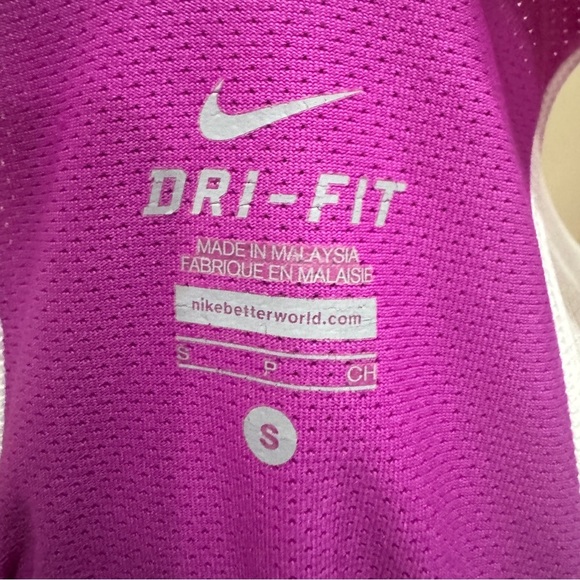 Nike Dri Fit Workout Tank Top Size Smalll - Picture 7 of 7